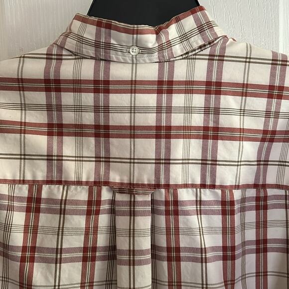 Turnberry Mens L dress shirt rounded tail, chest pocket. Easy care plaid - Picture 6 of 6
